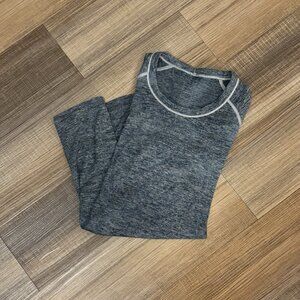 LULULEMON Size 4 Swiftly Tech Short-Sleeve Shirt. Hip Length.